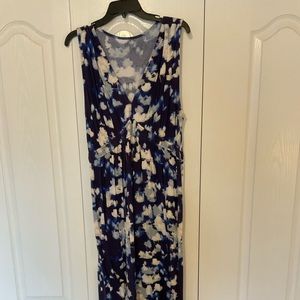 V-neck tank style maxi dress